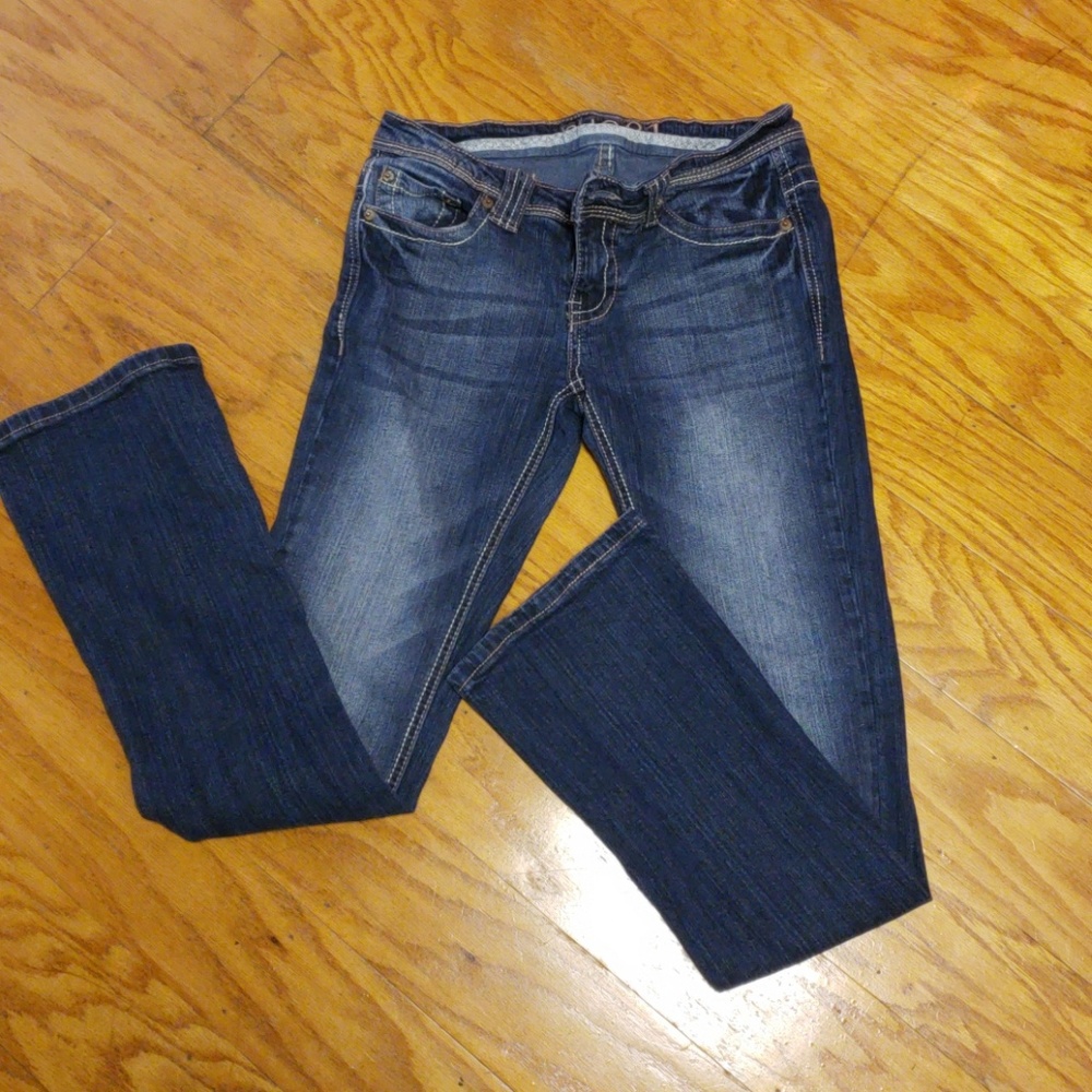 Rue 21 women's jeans size 3/4 slim boot